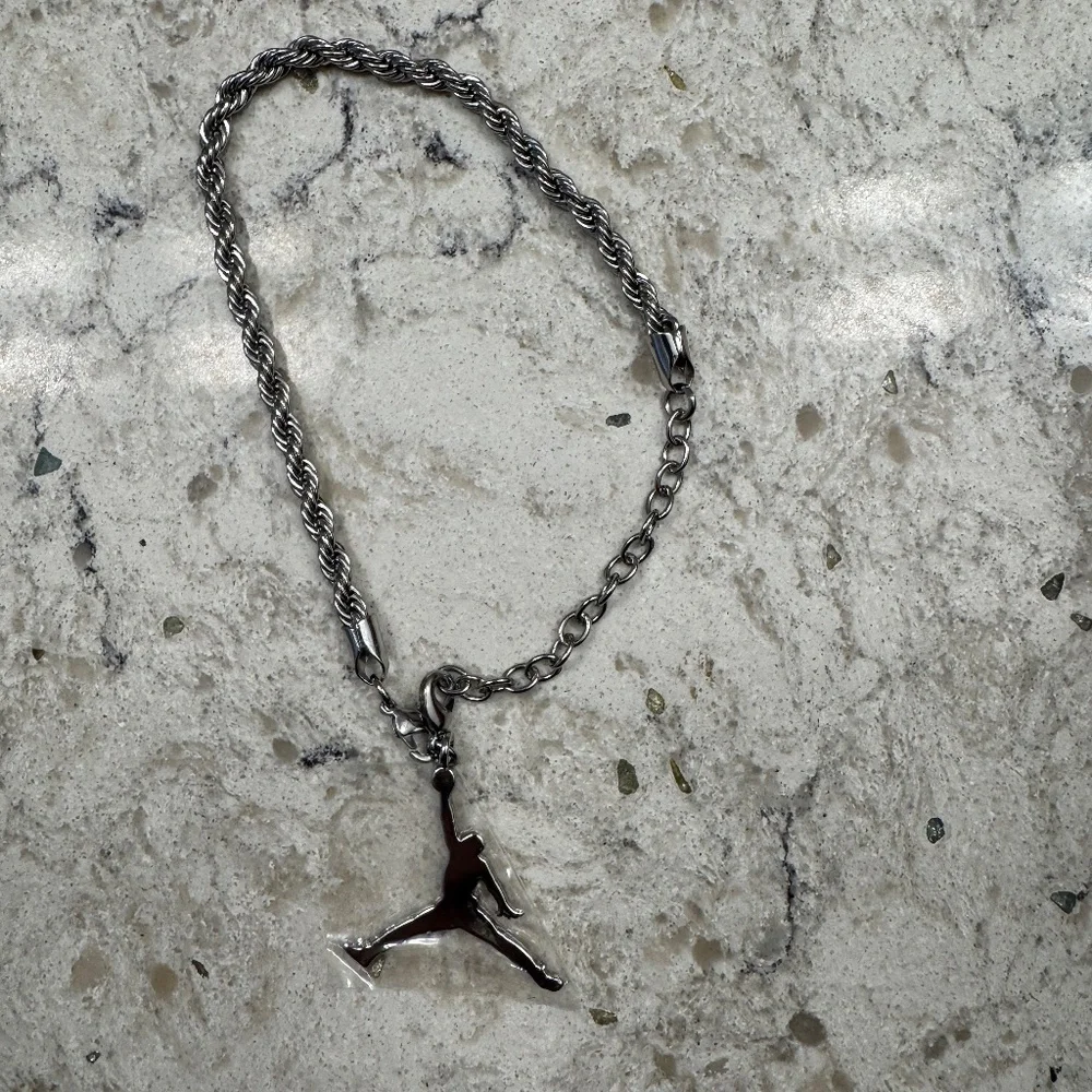 Nike‎ Air Jordon silver tone shoes sneaker ankle jewlery charm